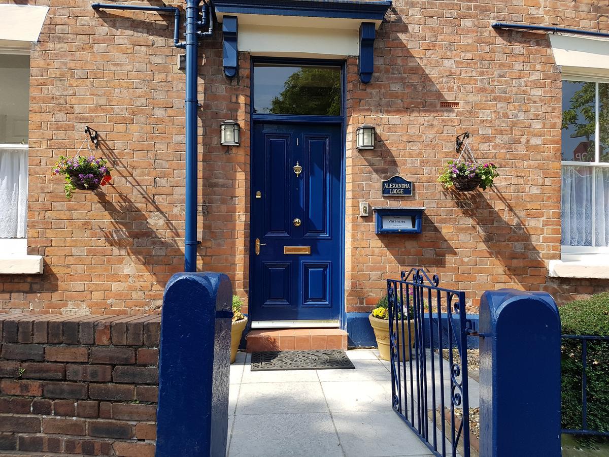 Alexandra Lodge Guest House Chester Exterior photo